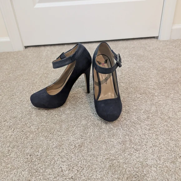 Penny Loves Kenny Navy Blue Heels - Picture 2 of 3